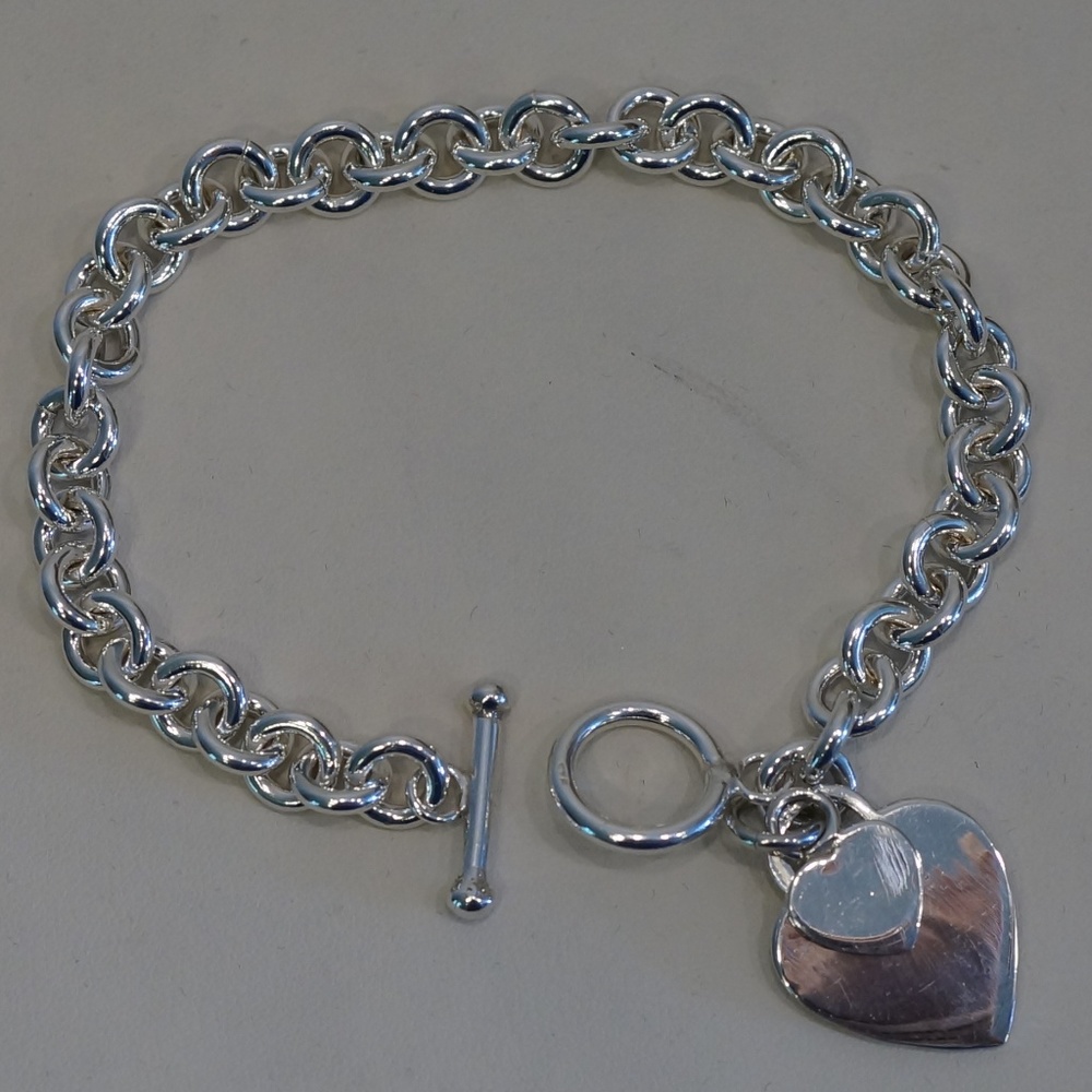 Sterling Silver (.925) Cable Bracelet W/2 Hearts